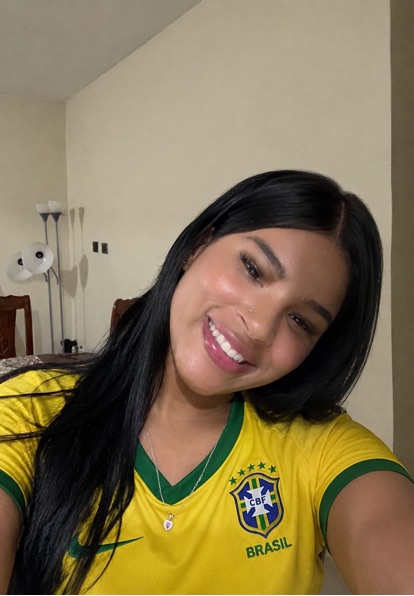 Cherry from Dominican Republic, available for video chat on Camgomeet