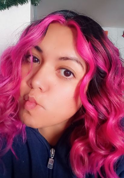 MarAzu from Mexico — How to Make Friends Online When You’re Tired of Small Talk